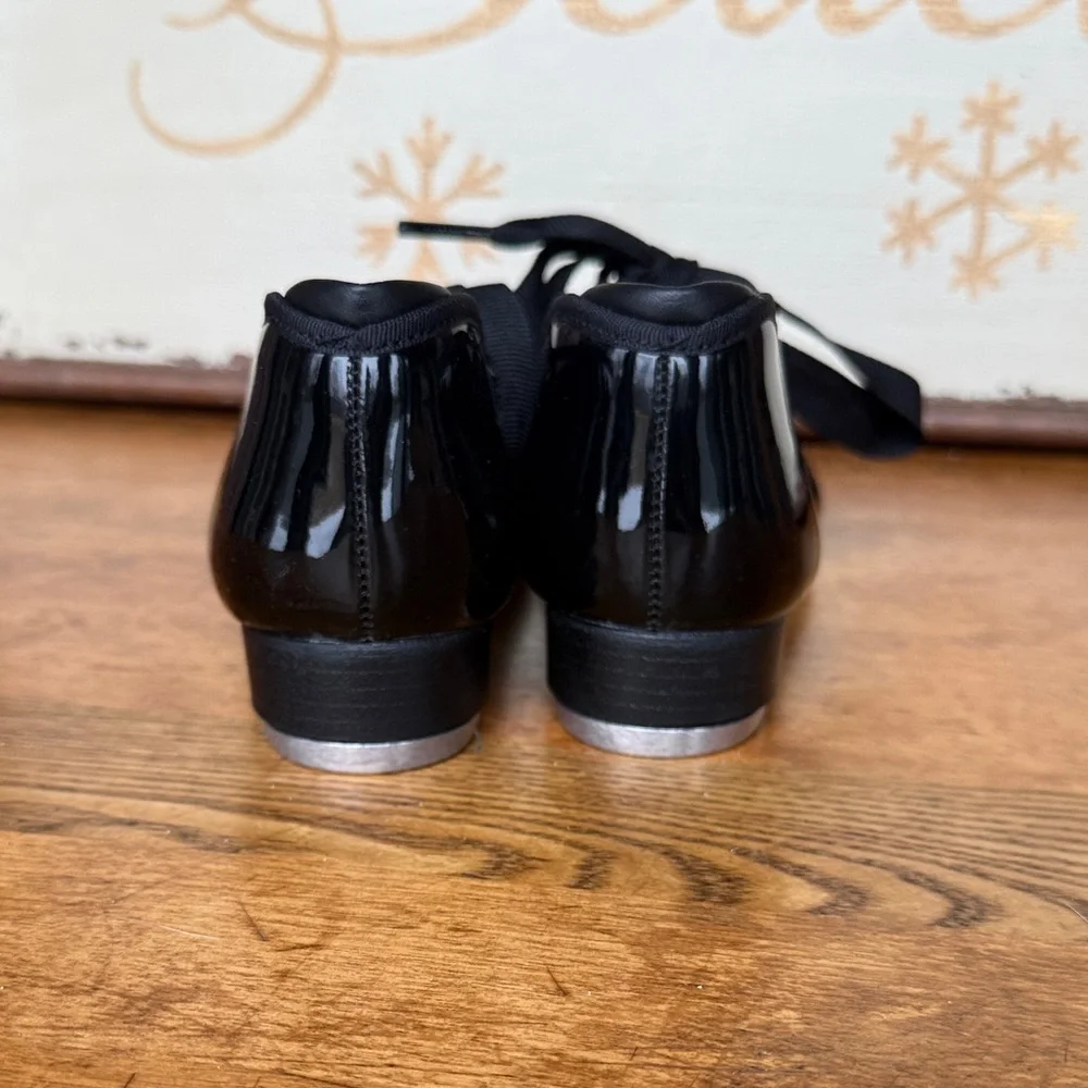 Capezio pic tap